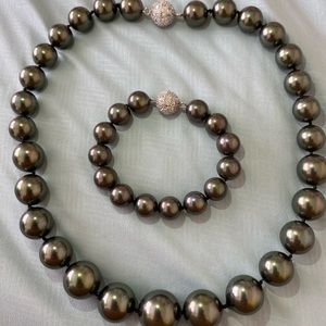 Pearl Set
